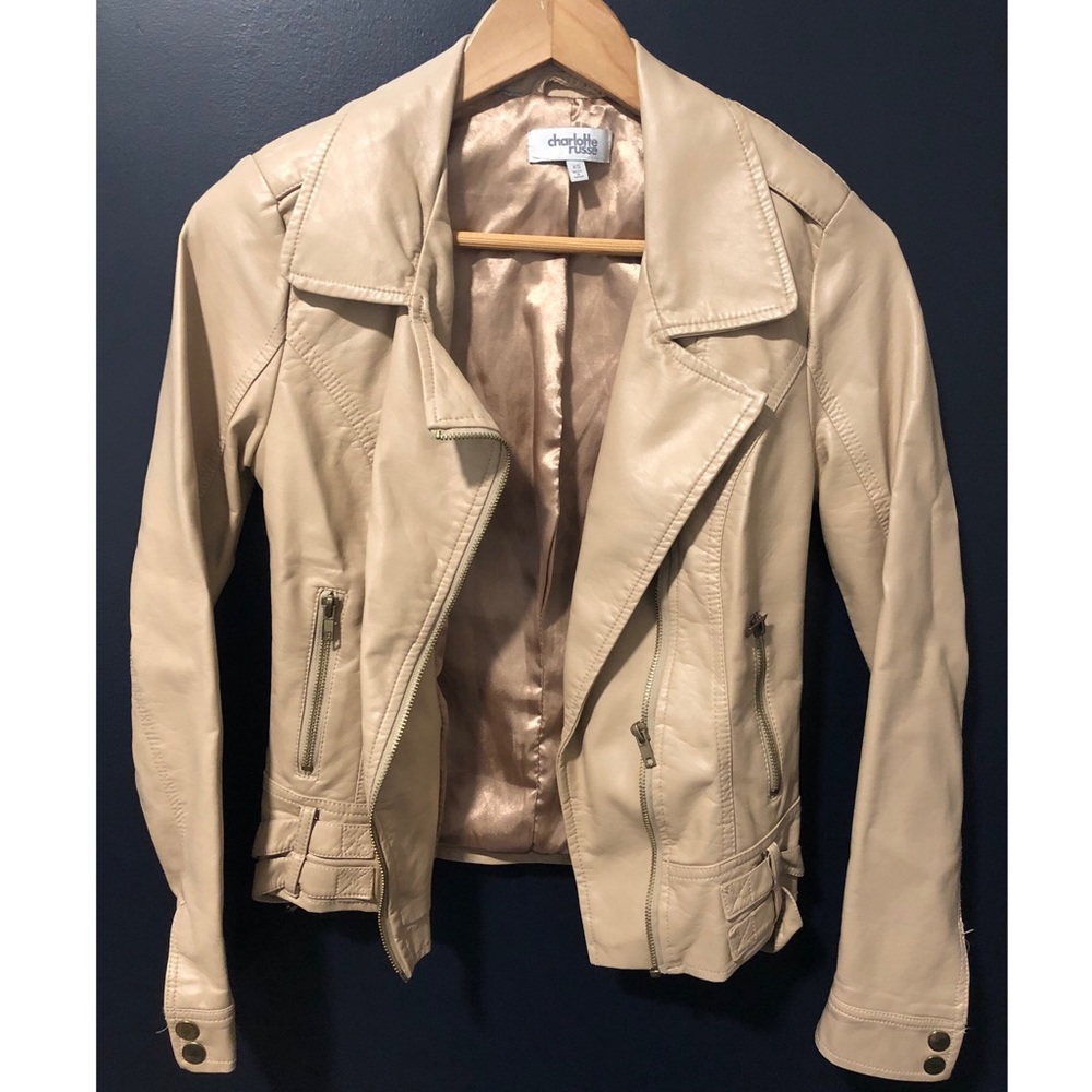 ♦️Charlotte Russe Leather Jacket♦️
